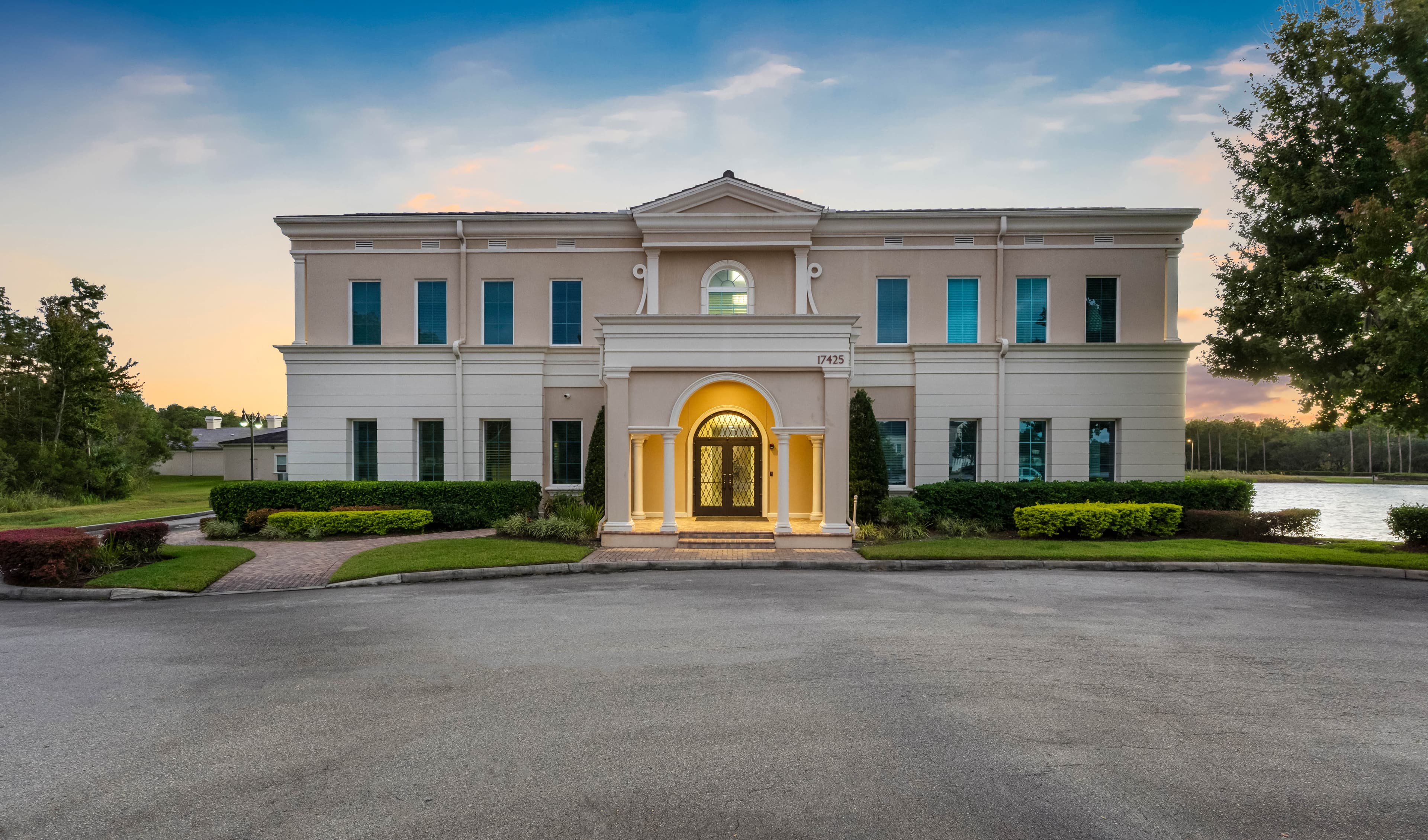Tampa Palms Center - Sunset View